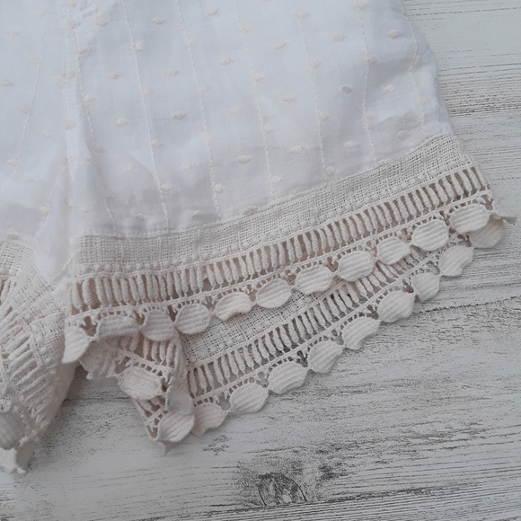 Jen's Pirate Booty| Roux Romper Crochet White XS - Picture 7 of 9